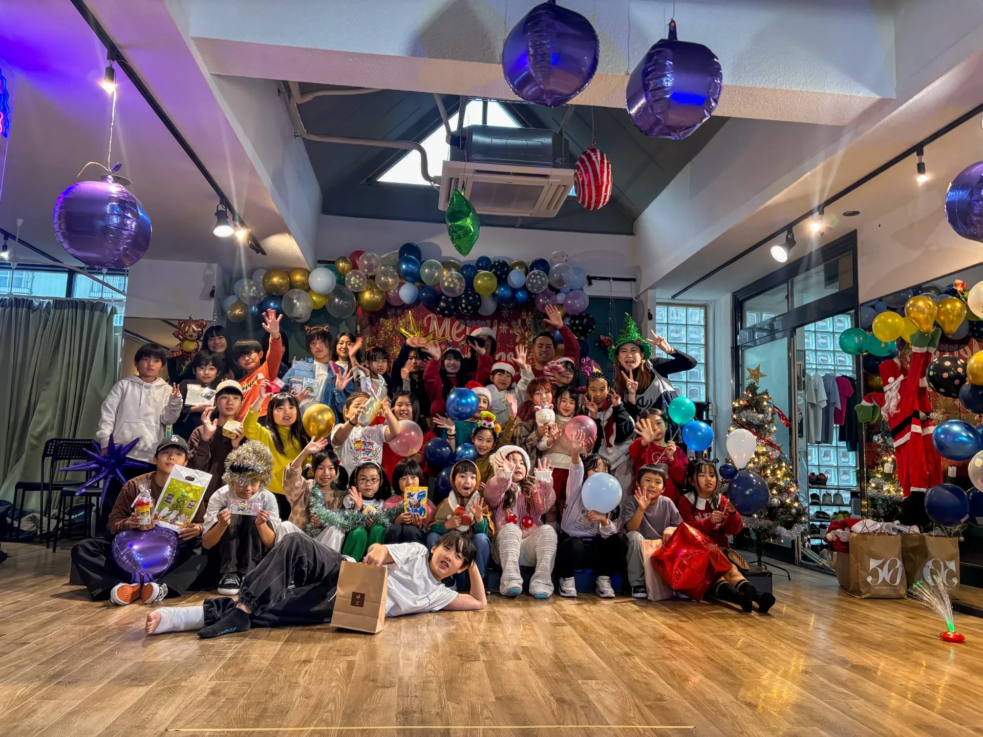 【毎年恒例クリスマスパーティーを開催させていただきました🎄🎅✨】